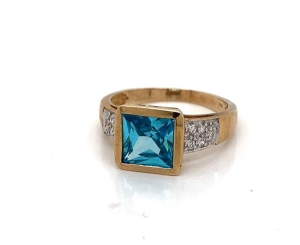 Yellow Gold Ring with Topaz and Diamonds - Estate