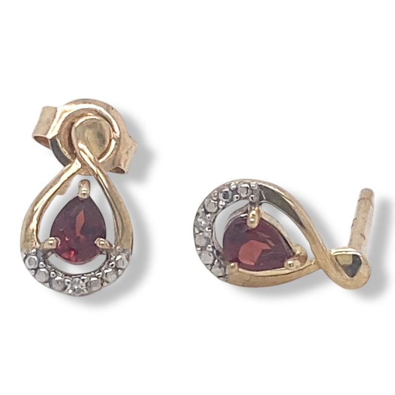 Swirl Teardrop Garnet Stud Earrings with Garnet