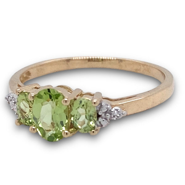 Petite Trilogy Peridot and Diamond Ring